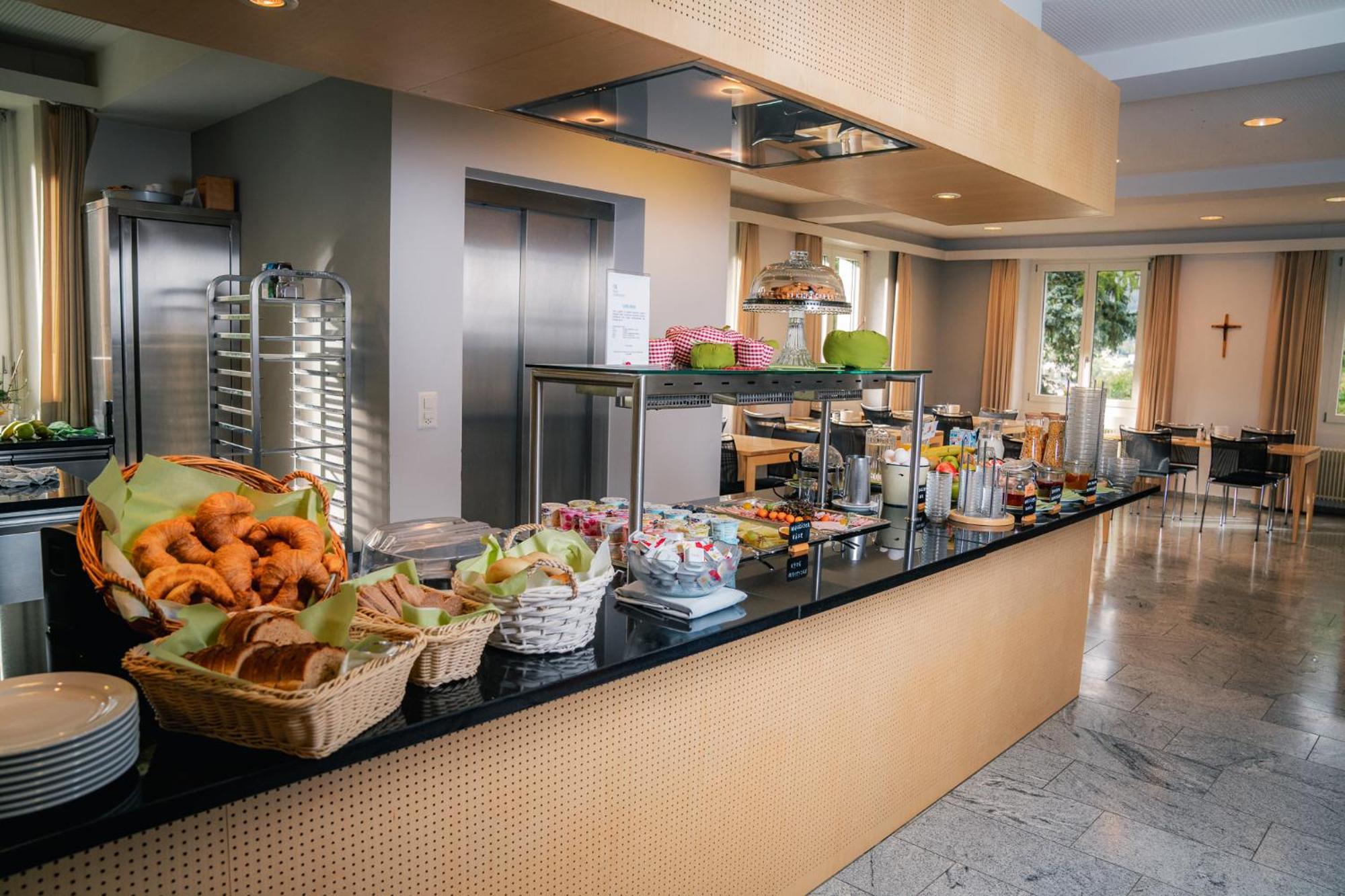 Hotel Haus Schoenstatt Contactless-Check-In บริก ภายนอก รูปภาพ