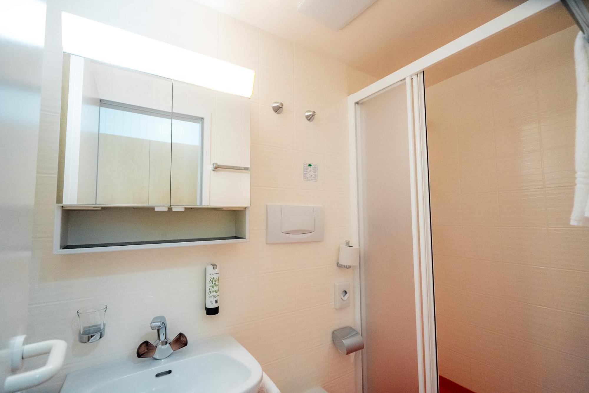 Hotel Haus Schoenstatt Contactless-Check-In บริก ภายนอก รูปภาพ