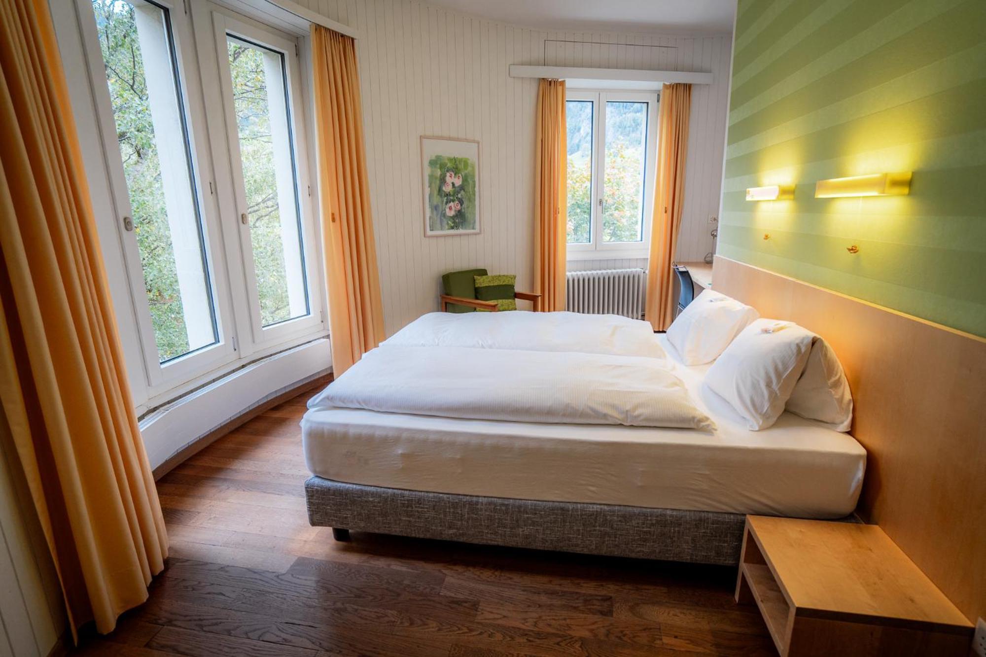 Hotel Haus Schoenstatt Contactless-Check-In บริก ภายนอก รูปภาพ